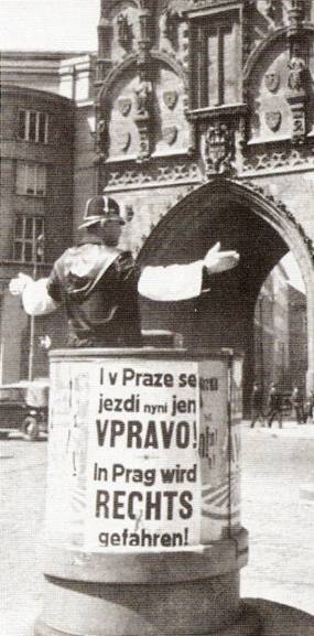 Svt se zatoil doprava (od 26. bezna 1939 okupanti nadili jezdit vpravo)