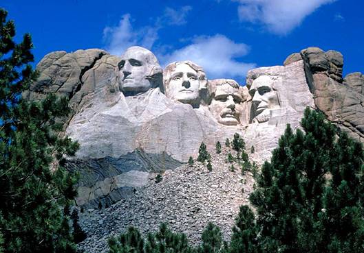 Jefferson (druh zleva) na Mount Rushmore